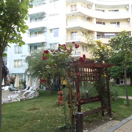 Apartment Guest Yassen-d