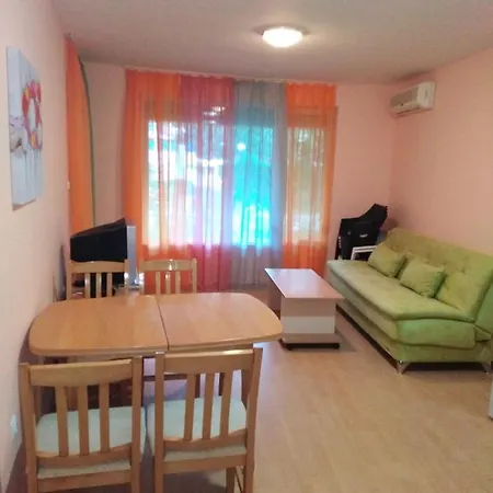 Guest Yassen-d Apartment Sunny Beach